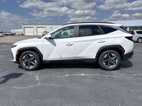 Used 2025 Hyundai Tucson SEL image 2