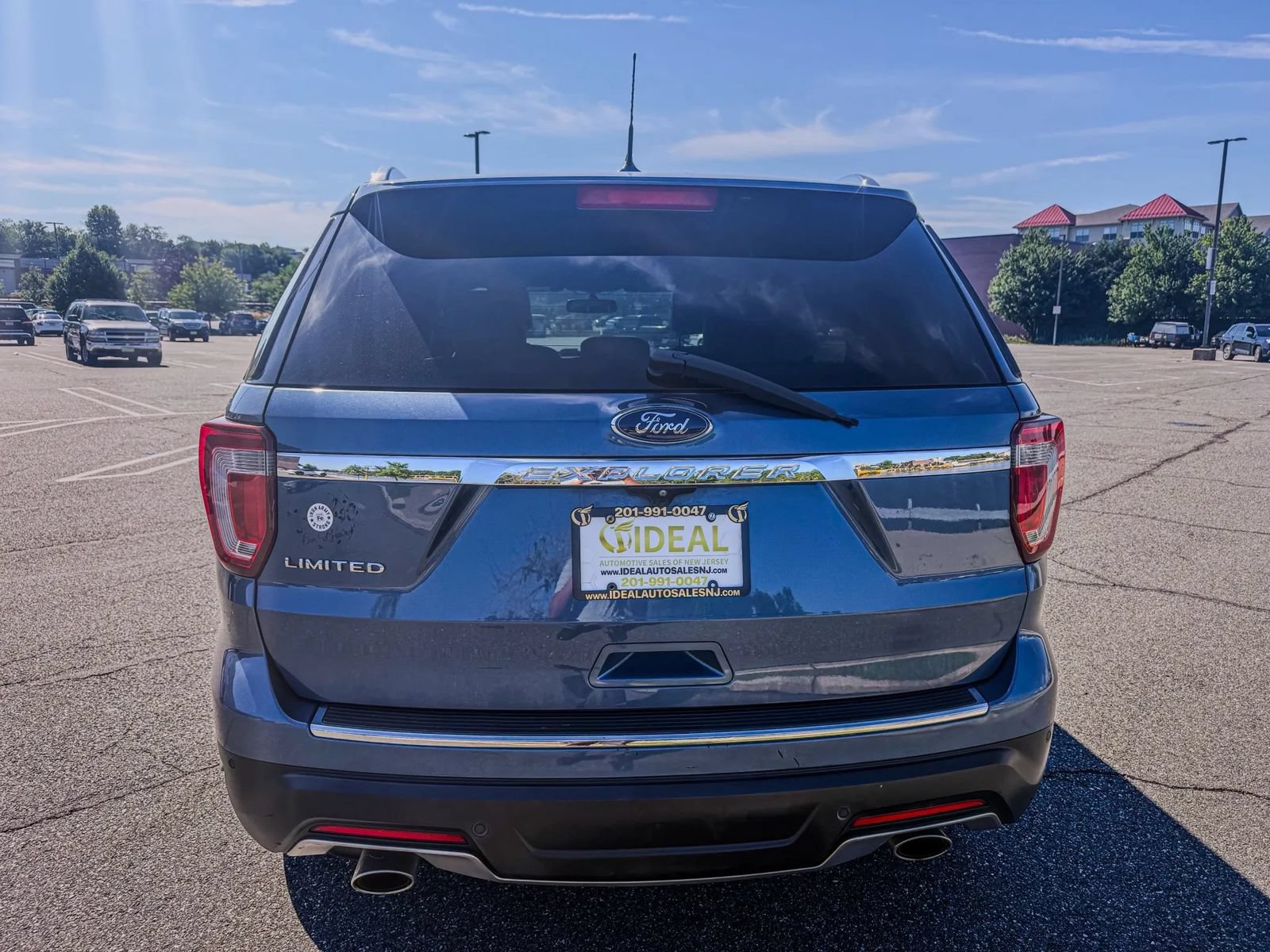 Used 2018 Ford Explorer Limited FWD image 5