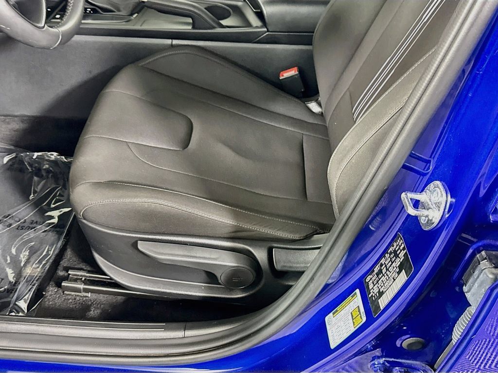 Certified 2025 Hyundai Elantra Sport FWD image 23