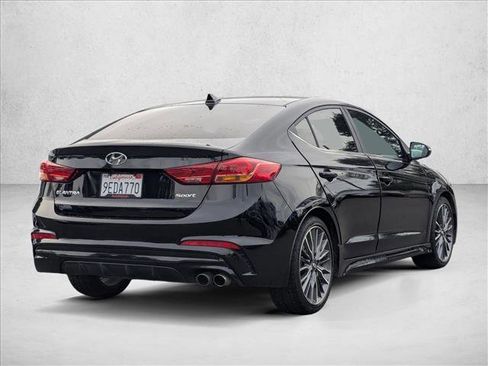 Used 2017 Hyundai Elantra Sport image 5