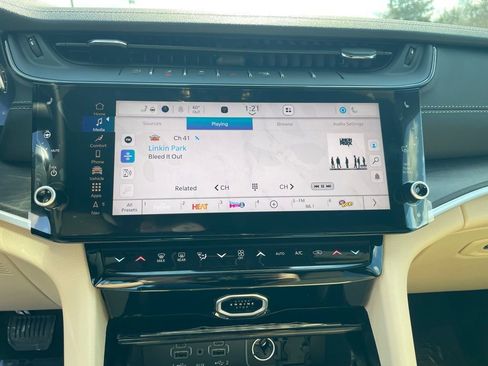 New 2026 Jeep Grand Cherokee L Limited image 28