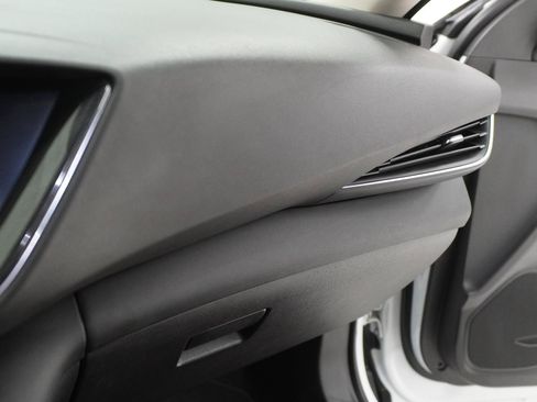 Used 2022 Buick Envision Essence w/ Sport Touring Package FWD image 21