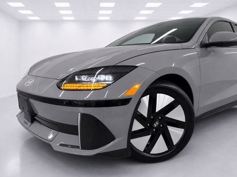 Used 2024 Hyundai Ioniq 6 SE AWD/4WD image 5