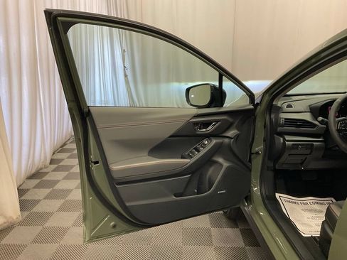 New 2026 Subaru Crosstrek 2.5i Limited w/ Crosstrek Mirror Package AWD/4WD image 21