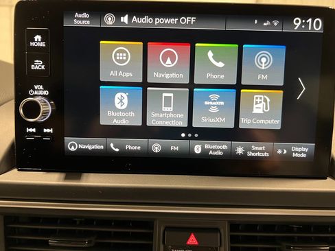 New 2025 Honda Pilot Touring image 28