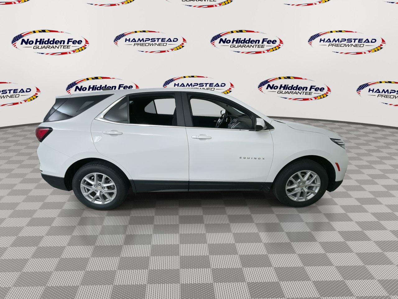 Used 2022 Chevrolet Equinox LT w/ Driver Convenience Package AWD/4WD image 10