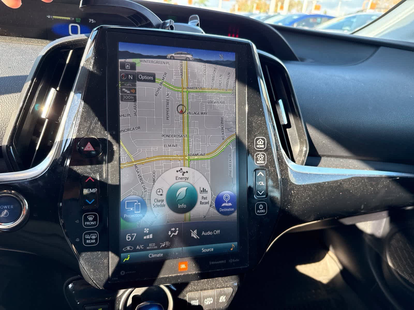 Used 2021 Toyota Prius Prime Limited FWD image 23