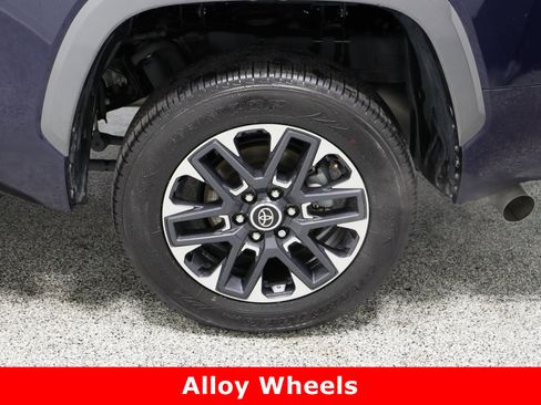 Used 2023 Toyota Tundra Limited image 10