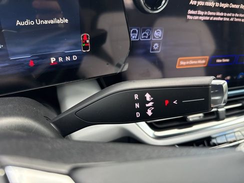 New 2026 Chevrolet Equinox EV LT image 18