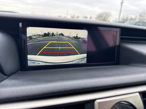 Used 2017 Lexus IS 300 300 image 9