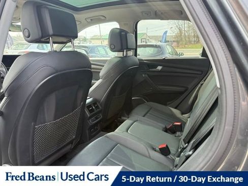 Used 2020 Audi Q5 e Premium Plus w/ Premium Plus Package image 19