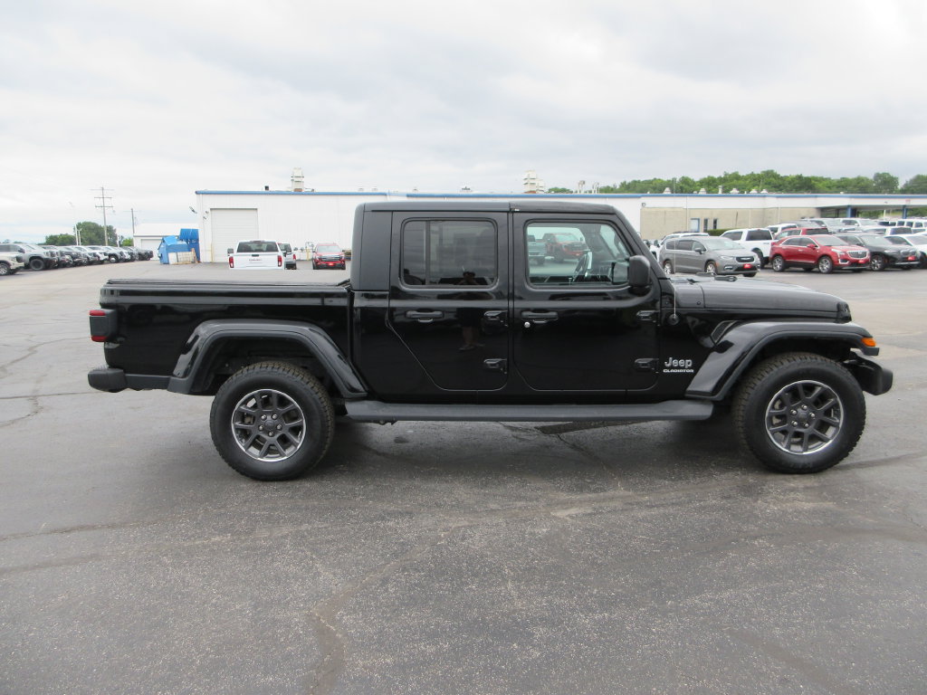 Used 2020 Jeep Gladiator Overland AWD/4WD image 5