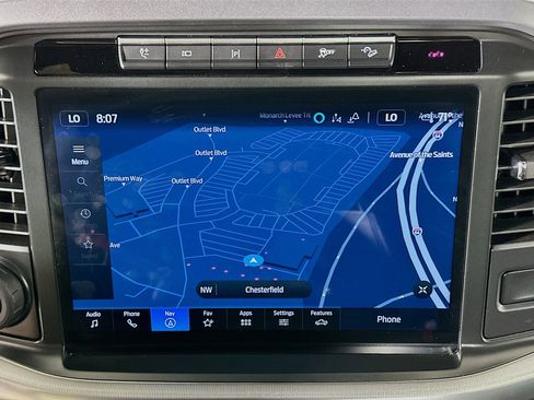 Used 2024 Ford F150 Lariat w/ FX4 Off-Road Package image 22