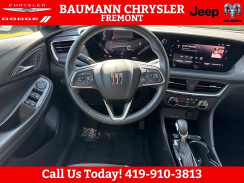 Used 2025 Buick Encore GX Preferred FWD image 13