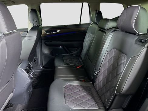 New 2026 Volkswagen Atlas SEL Premium R-Line image 25