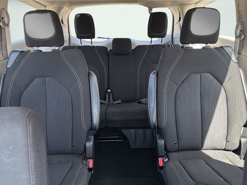 Used 2023 Chrysler Voyager LX FWD image 20