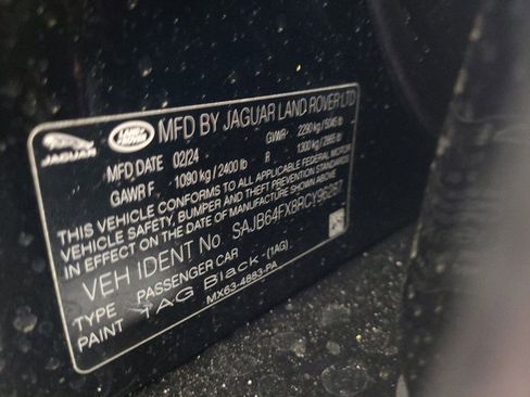 Used 2024 Jaguar XF R-Dynamic SE image 16