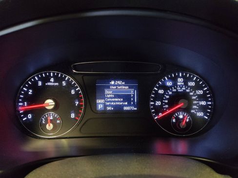 Used 2019 Kia Sorento L FWD image 23