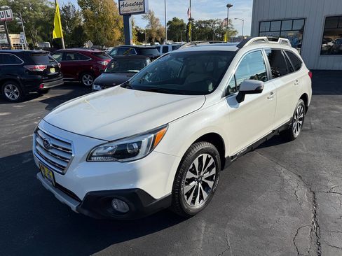 Used 2015 Subaru Outback 3.6R Limited image 4