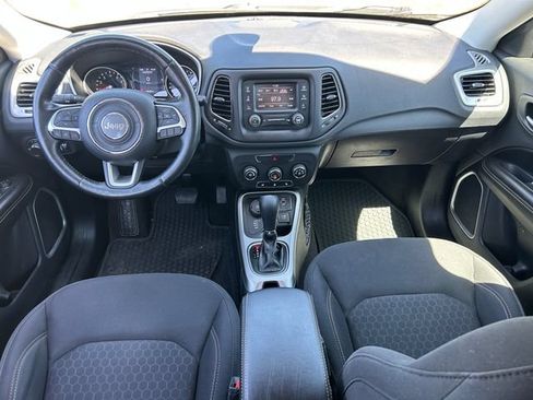Used 2018 Jeep Compass Sport w/ Cold Weather Group AWD/4WD image 30