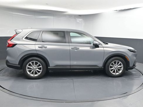 Used 2025 Honda CR-V EX-L image 8