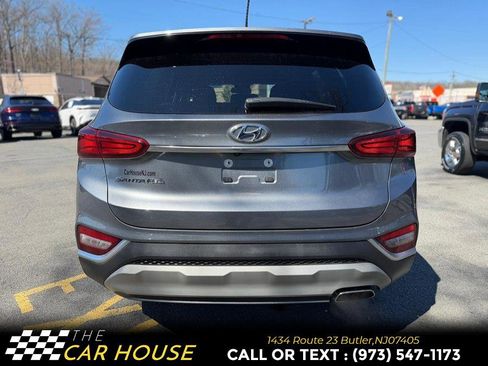Used 2020 Hyundai Santa Fe SE FWD image 10