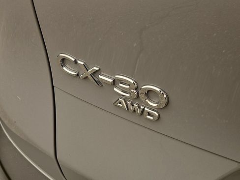 Used 2025 MAZDA CX-30 AWD 2.5 S w/ Select Sport Pkg image 12