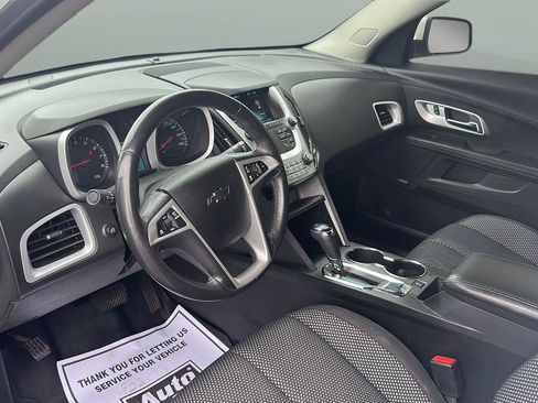 Used 2017 Chevrolet Equinox LT AWD/4WD image 9