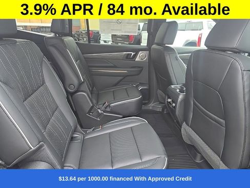 New 2026 Buick Enclave Avenir image 12