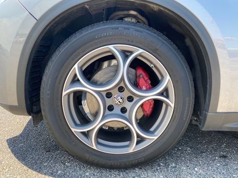 Used 2018 Alfa Romeo Stelvio Ti Sport AWD/4WD image 24