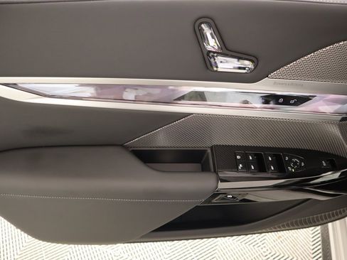 New 2025 BMW 740i xDrive 740i xDrive image 17