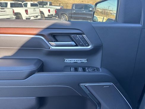 New 2026 GMC Sierra 1500 Denali w/ Denali Reserve Package image 11