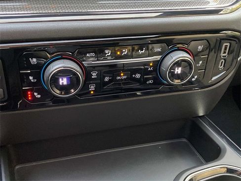 Used 2023 Chevrolet Silverado 1500 ZR2 w/ Technology Package image 25