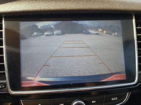 Used 2018 Buick Encore Preferred image 21