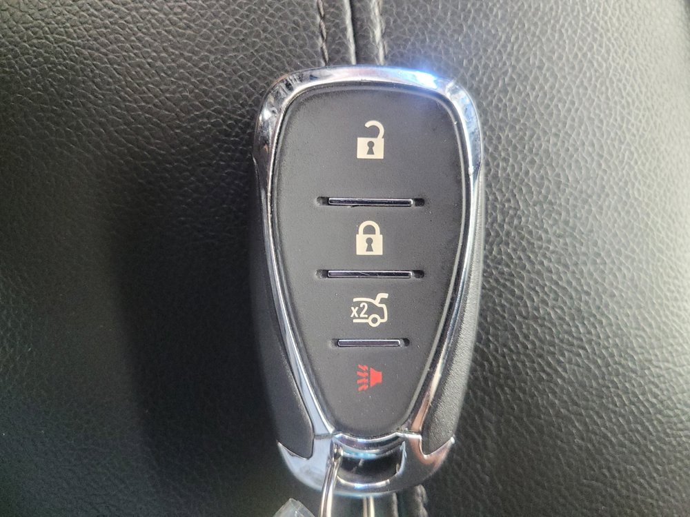 Used 2025 Chevrolet Malibu LT FWD image 32