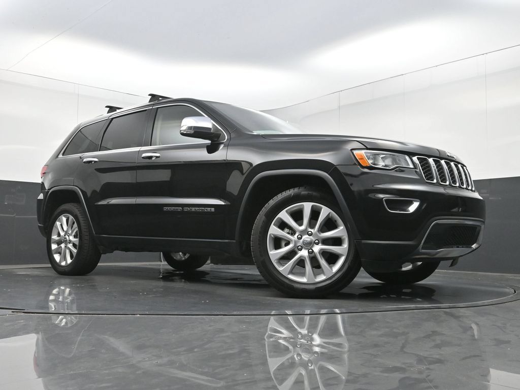 Used 2017 Jeep Grand Cherokee Limited AWD/4WD image 24