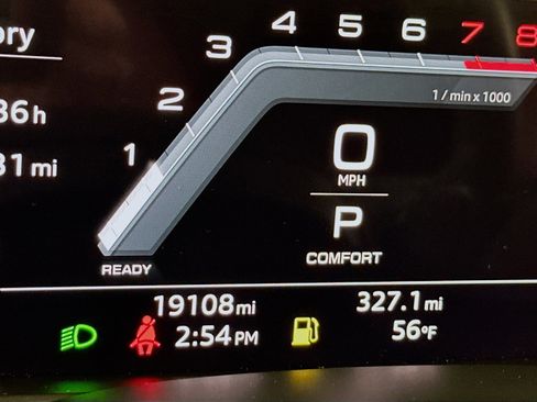 Used 2023 Audi SQ8 Premium Plus w/ SQ8 Luxury Package AWD/4WD image 9