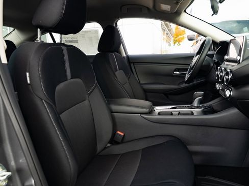 New 2025 Nissan Sentra SV w/ Trunk Package image 24