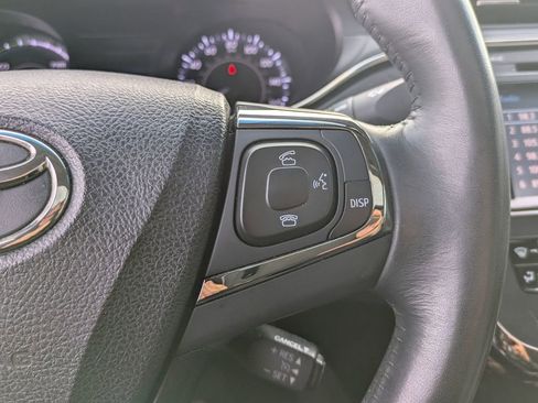 Used 2015 Toyota Avalon XLE Touring image 19