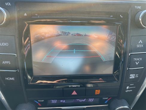 Used 2016 Toyota Camry XSE image 20