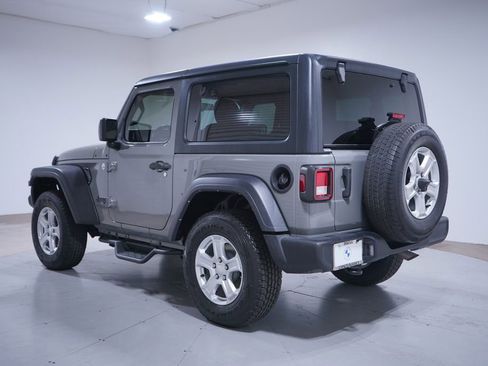 Used 2021 Jeep Wrangler Sport S image 3