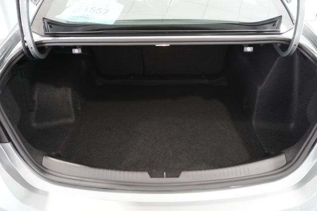 Used 2025 Chevrolet Malibu LS w/ Driver Confidence Package FWD image 9