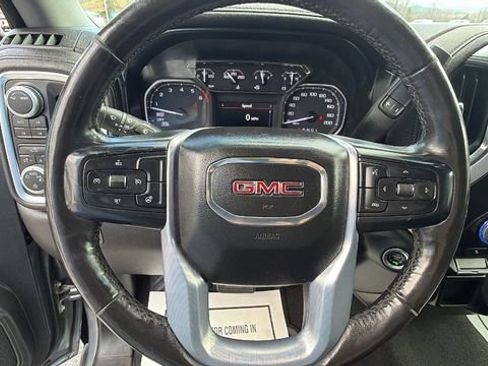 Used 2020 GMC Sierra 1500 SLE w/ X31 Off-Road Package image 17