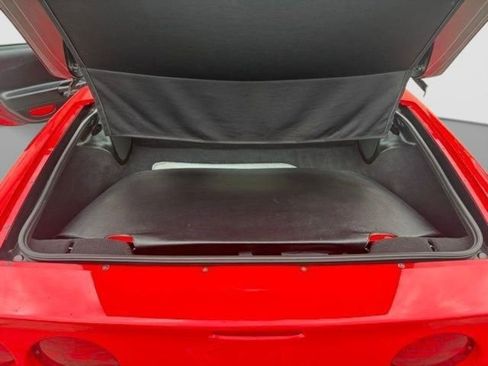 Used 2003 Chevrolet Corvette Coupe w/ Preferred Equipment Group RWD image 18