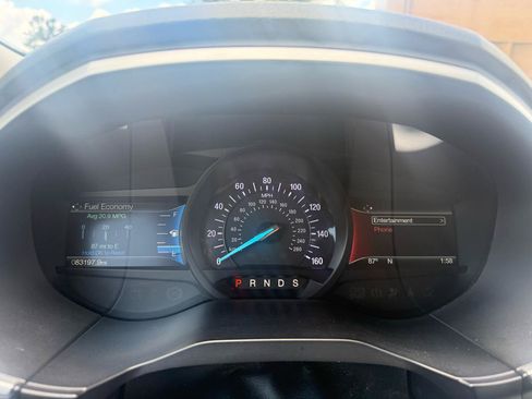 Used 2018 Ford Edge SEL w/ Equipment Group 201A FWD image 18