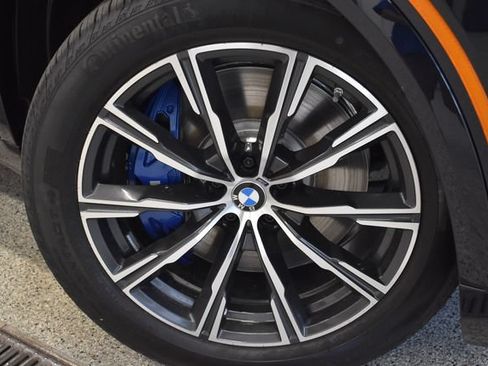 New 2026 BMW X5 xDrive50e w/ M Sport Package AWD/4WD image 30