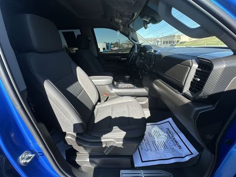 Used 2025 Chevrolet Silverado 1500 RST AWD/4WD image 24
