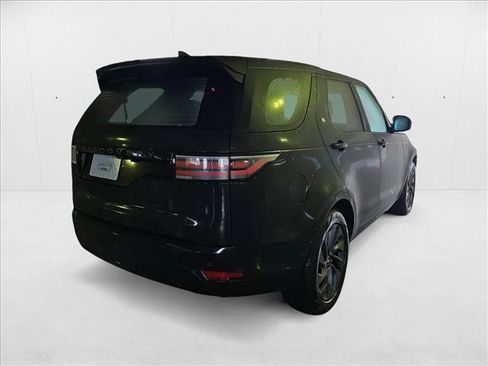 New 2024 Land Rover Discovery Dynamic SE image 5