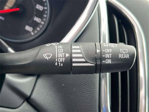 Certified 2020 Chevrolet Equinox LT image 24