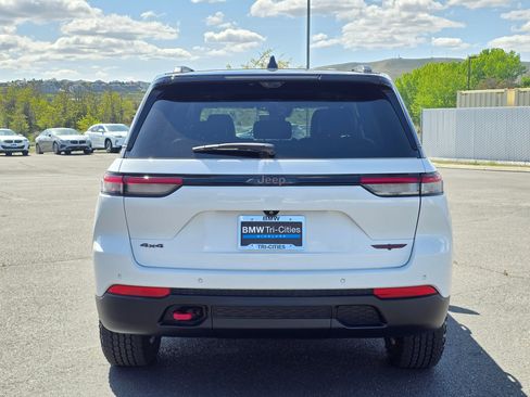 Used 2022 Jeep Grand Cherokee Trailhawk w/ ADV Protech Group II image 38